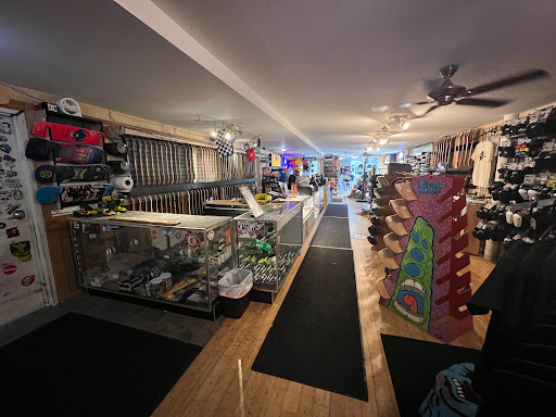 Skateboard Park «Asylum Skate Park», reviews and photos, 29850 Skokie Hwy, Lake Bluff, IL 60044, USA