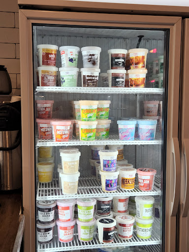 Restaurant «Browndog Treats, Drinks, & Eats», reviews and photos, 120 E Main St, Northville, MI 48167, USA