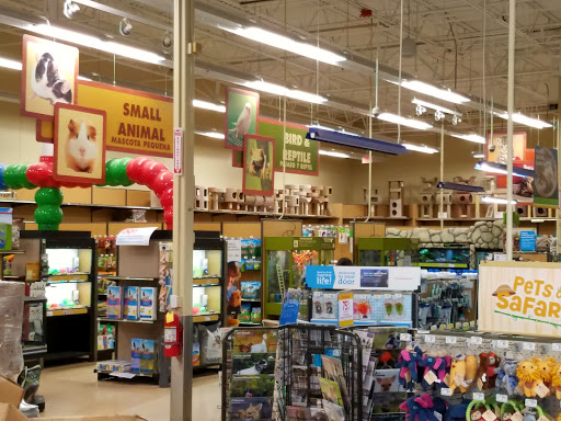 Pet Supply Store «Petco Animal Supplies», reviews and photos, 2823 County Home Rd, Goshen, IN 46526, USA