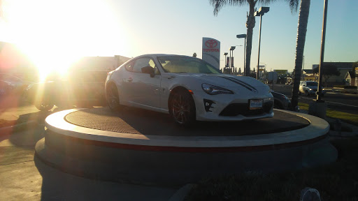 Toyota Dealer «Toyota Of Whittier», reviews and photos, 14577 Whittier Blvd, Whittier, CA 90605, USA