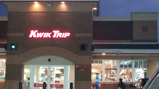 Convenience Store «Kwik Trip #492», reviews and photos, 8921 Crossroads Blvd, Chanhassen, MN 55317, USA