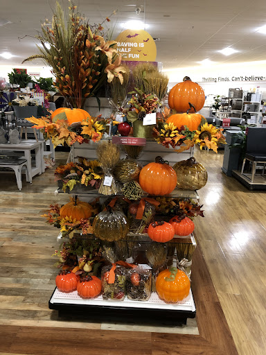 HomeGoods image 3