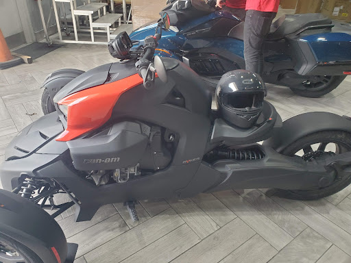 Motorcycle Dealer «Broward Motorsports of Ft. Lauderdale», reviews and photos, 1090 W Sunrise Blvd, Fort Lauderdale, FL 33409, USA