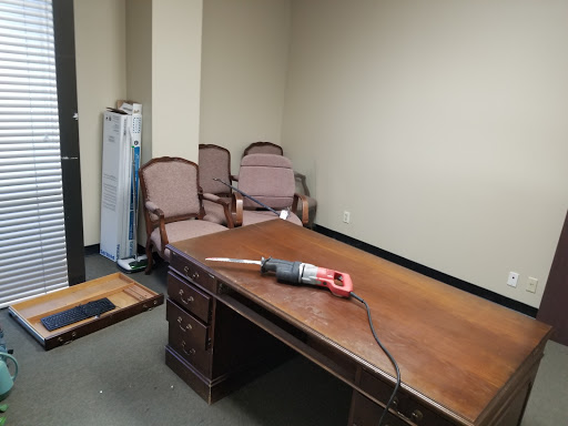 Moving Company «College Hunks Hauling Junk and Moving», reviews and photos, 1305 E Wakeham Ave, Santa Ana, CA 92705, USA