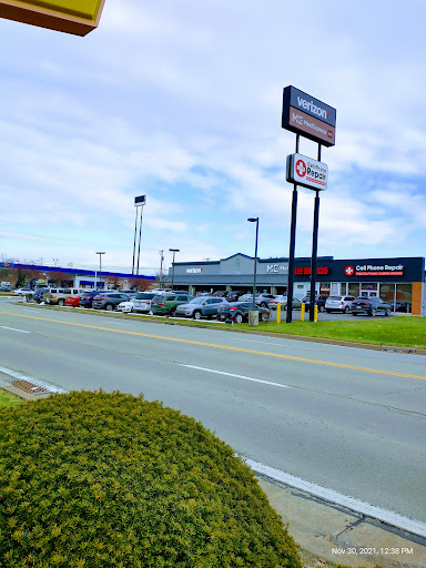 Cell Phone Store «Verizon», reviews and photos, 870 Rostraver Rd, Belle Vernon, PA 15012, USA