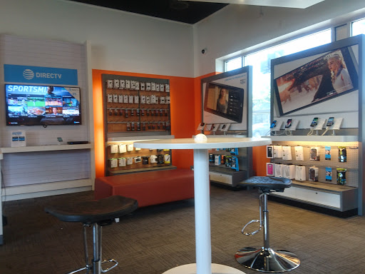 Cell Phone Store «AT&T Authorized Retailer», reviews and photos, 4205 SW Morgan St, Seattle, WA 98136, USA