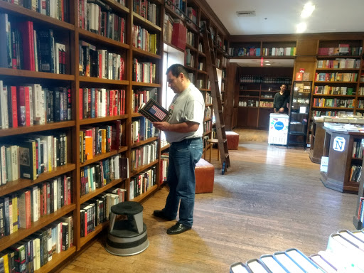 Book Store «Books & Books», reviews and photos, 265 Aragon Ave, Coral Gables, FL 33134, USA