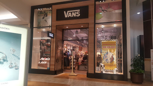 Shoe Store «Vans», reviews and photos, 625 Black Lake Blvd SW K2, Olympia, WA 98502, USA
