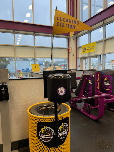 Gym «Planet Fitness», reviews and photos, 830 N Lansdowne Ave, Drexel Hill, PA 19026, USA