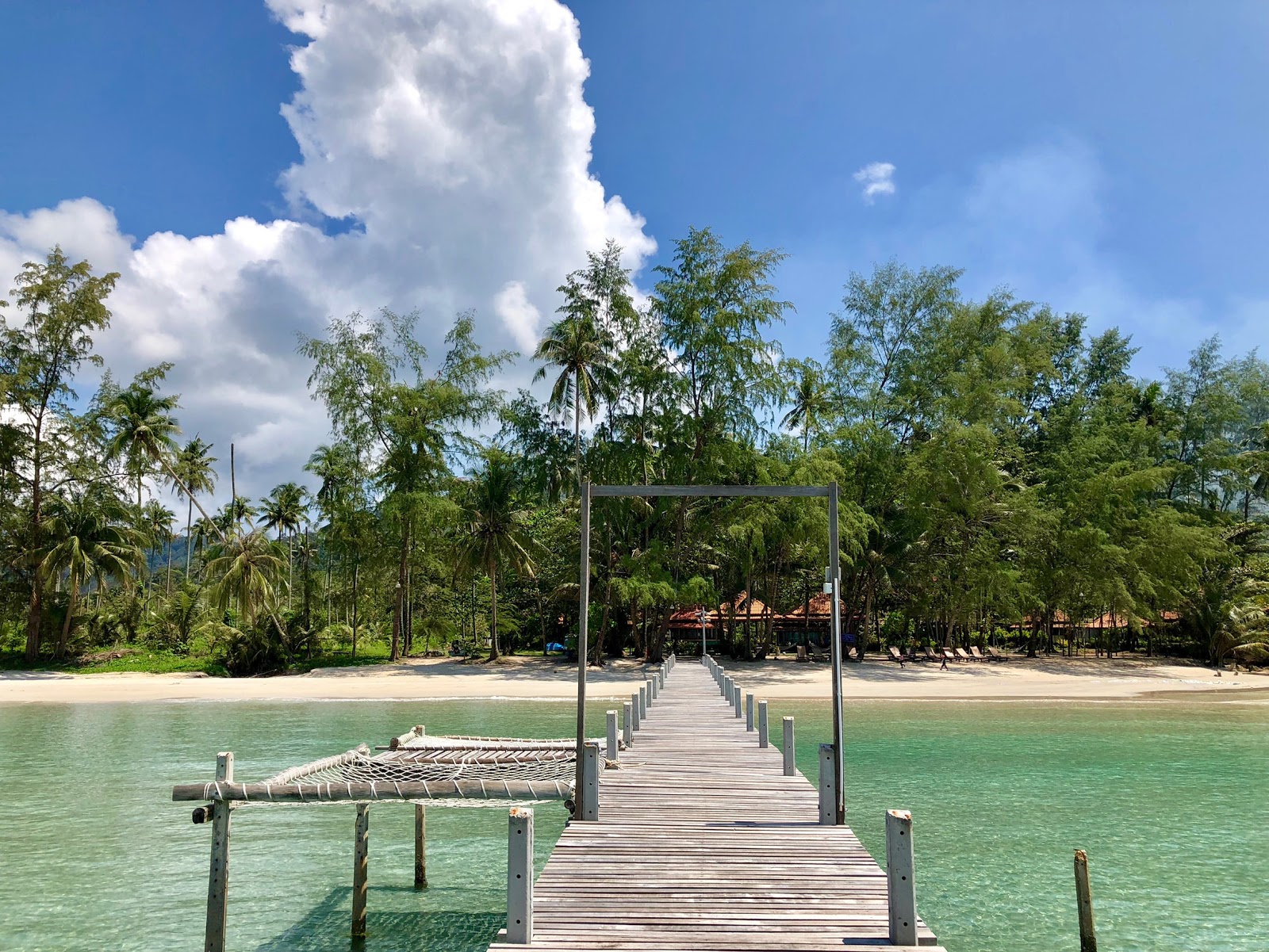 Fotografija Ao Phrao Beach priljubljeno mesto med poznavalci sprostitve