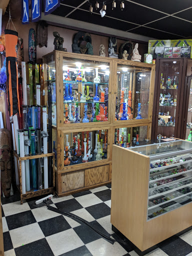 Tobacco Shop «Hunky Dory Pipe & Tobacco», reviews and photos, 271 W 7th Ave, Eugene, OR 97401, USA