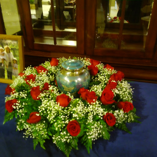 Funeral Home «Woodstock Funeral Home», reviews and photos, 8855 Main St, Woodstock, GA 30188, USA