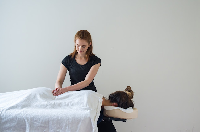 Reviews of Alice Mould Holistic Massage in Bristol - Massage therapist
