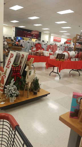 Department Store «T.J. Maxx», reviews and photos, 2487 W US Hwy 90 #337, Lake City, FL 32055, USA