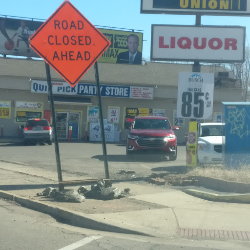 Convenience Store «Quick Pick Party Store», reviews and photos, 1742 W Court St, Flint, MI 48503, USA