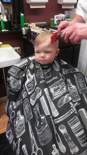 Barber Shop «Hartville Barber Shop», reviews and photos, 111 Sunnyside St SW, Hartville, OH 44632, USA