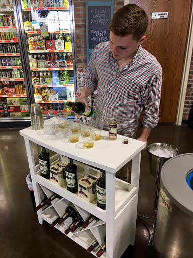 Wine Store «Crestview Wine & Spirits», reviews and photos, 12627 E Central Ave, Wichita, KS 67206, USA