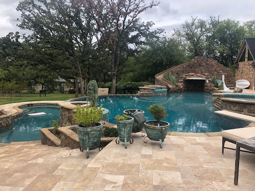 Outdoor Living Pool & Patio