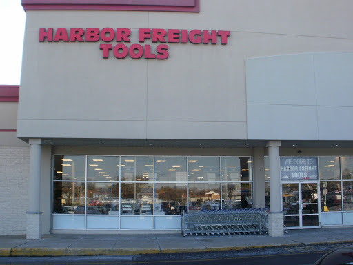 Harbor Freight Tools, 2090 Lincoln Hwy E, Lancaster, PA 17602, USA, 