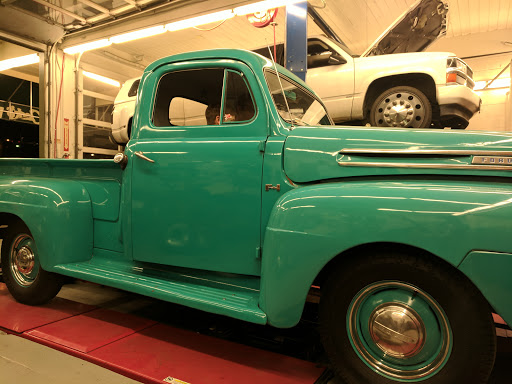 Auto Body Shop «Bel-Kirk Body Shop Inc», reviews and photos, 12232 NE 116th St, Kirkland, WA 98034, USA