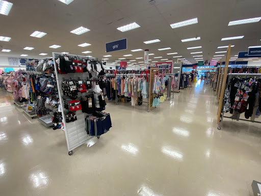 Department Store «Marshalls», reviews and photos, 2175 E Semoran Blvd, Apopka, FL 32703, USA