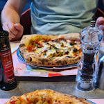 Photo n°1 de l'avis de Sandra.e fait le 29/07/2023 à 13:51 sur le  La Smorfia Meran à Merano