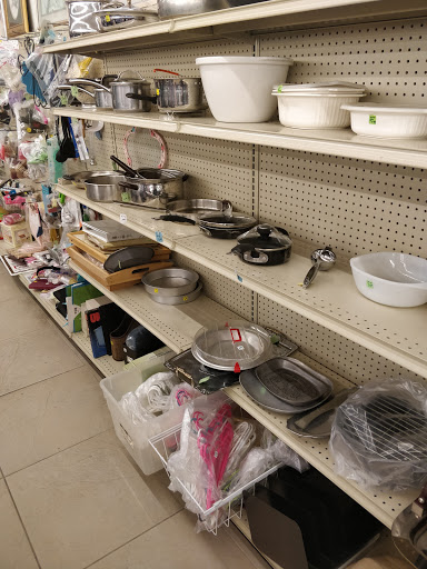 Thrift Store «Salvation Army Thrift Store», reviews and photos, 44 S 9th St, Pittsburgh, PA 15203, USA