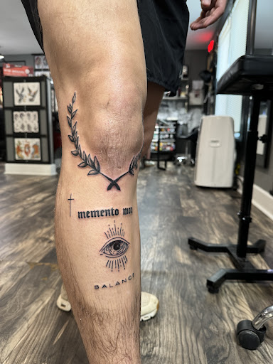 Explore maryland flag tattoo ideas, creative tattoo ideas in Charleston, available at The Edge Tattoo Studio