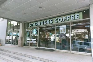 Starbucks Plaza 100 image