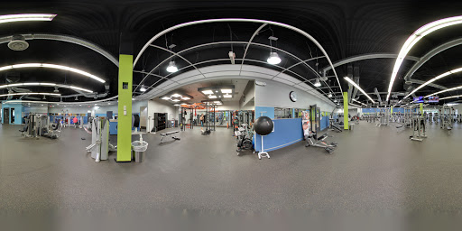 Health Club «Onelife Fitness - Gainesville Express Gym», reviews and photos, 7500 Limestone Dr, Gainesville, VA 20155, USA