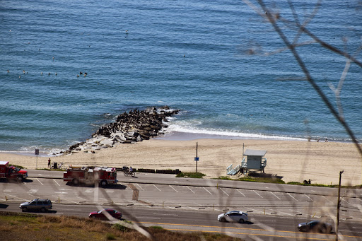 Recreation Center «Palisades Recreation Center», reviews and photos, 851 Alma Real Dr, Pacific Palisades, CA 90272, USA