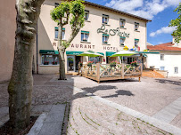 Extérieur du Restaurant Logis Hôtel Yolha Family à Sainte-Florine - n°5