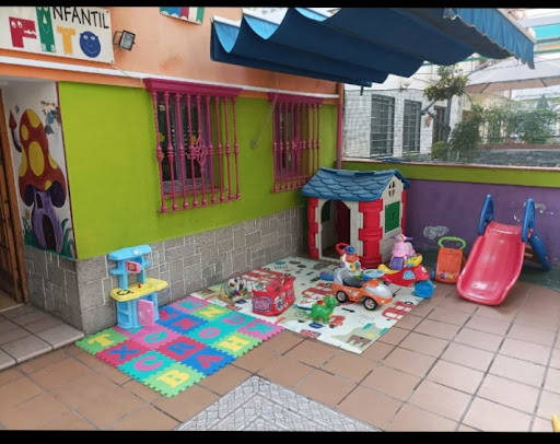 Centro infantil Pato Fito en Granada