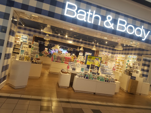 Shopping Mall «Green Tree Mall», reviews and photos, 757 E Lewis and Clark Pkwy, Clarksville, IN 47129, USA