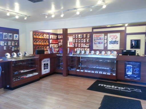 Cell Phone Store «Hi-Tek Communications», reviews and photos, 1008 University Ave, Berkeley, CA 94710, USA