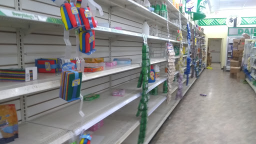 Dollar Store «Dollar Tree», reviews and photos, 7001 Cermak Rd, Berwyn, IL 60402, USA
