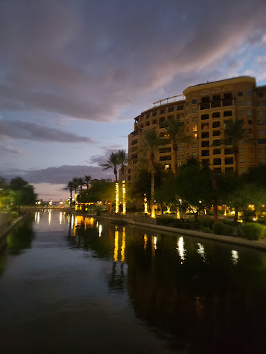 Shopping Mall «Scottsdale Waterfront», reviews and photos, 7135 E Camelback Rd #165, Scottsdale, AZ 85251, USA