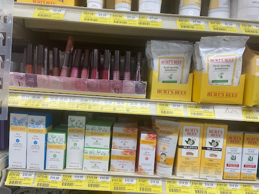 Supermarket «King Kullen», reviews and photos, 52 E Montauk Hwy, Hampton Bays, NY 11946, USA