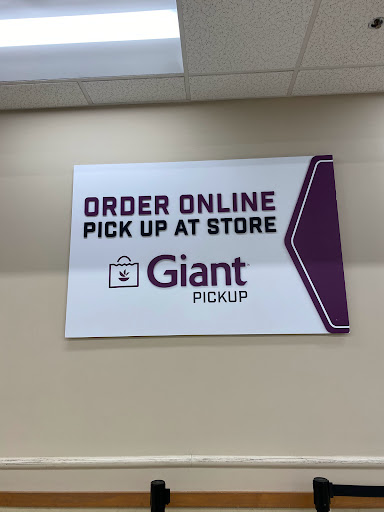 Supermarket «Giant», reviews and photos, 1900 Abbey Rd, Charlottesville, VA 22911, USA