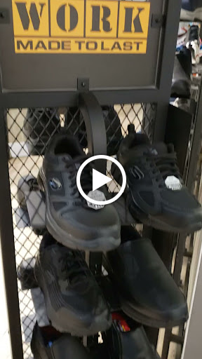 Shoe Store «SKECHERS Factory Outlet», reviews and photos, 163-11 Jamaica Ave, Jamaica, NY 11432, USA