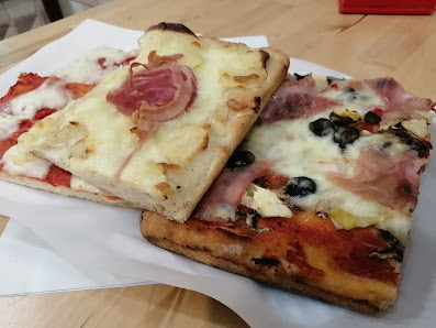 Pizzeria Del Secolo Via Nazario Sauro, 23, 64021 Giulianova TE, Italia
