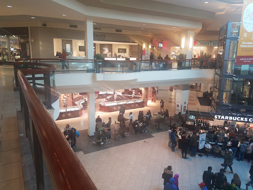 Shopping Mall «North Riverside Park Mall», reviews and photos, 7501 W Cermak Rd, N Riverside, IL 60546, USA