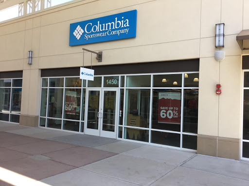 Sportswear Store «Columbia Sportswear Outlet Store at Premium Outlets», reviews and photos, 1650 Premium Outlet Blvd #1450, Aurora, IL 60502, USA