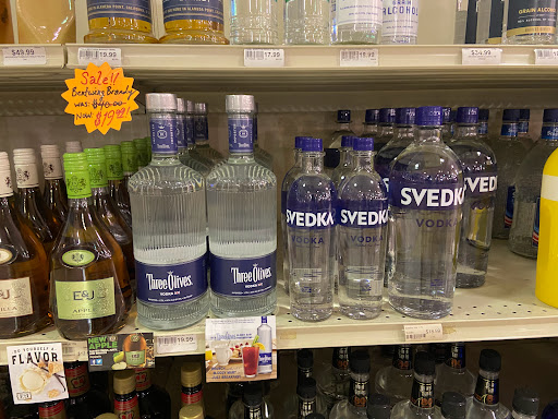 Liquor Store «Austin Liquors», reviews and photos, 20 Boston Turnpike, Shrewsbury, MA 01545, USA