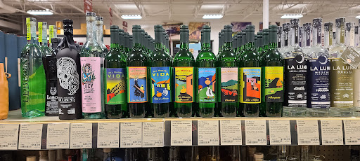 Supermarket «Cermak Fresh Produce», reviews and photos, 4000 W Diversey Ave, Chicago, IL 60639, USA