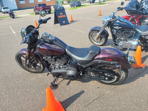 Motorcycle Dealer «Twin Cities Harley-Davidson Blaine», reviews and photos