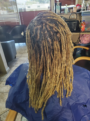 Beauty Salon «Sista Sista Beauty Salon», reviews and photos, 1949 W Cass St, Tampa, FL 33606, USA