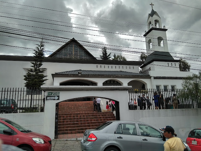 Opiniones de Iglesia Católica Santo Tomás de Aquino en Quito - Iglesia