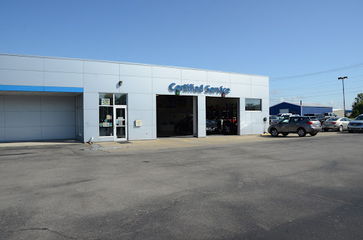 Chevrolet Dealer «Chandler Chevrolet», reviews and photos, 600 Clifty Dr, Madison, IN 47250, USA