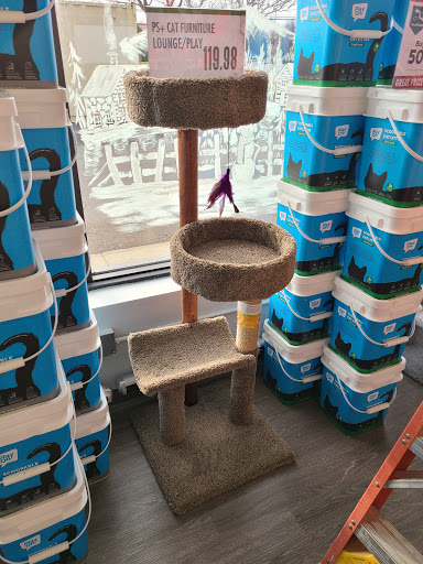 Pet Supply Store «Pet Supplies Plus», reviews and photos, 5348 Dixie Hwy, Waterford Twp, MI 48329, USA